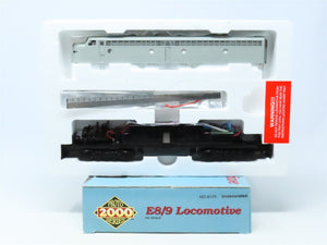 HO Scale Life-Like/Proto 2000 #8129 Undecorated E8/9 Diesel Locomotive