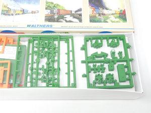 HO Walthers Kit #932-3932 BN Burlington Northern Five-Unit All Purpose Spine Car