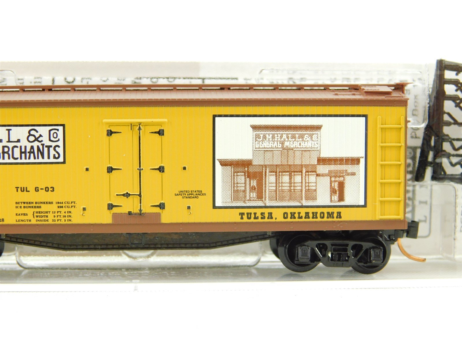 N Micro-Trains MTL NSC Special Run 03-48 JMHX JM Hall & Co Wood Reefer #8779