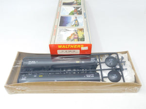 HO Scale Walthers Kit #932-5262 CHVX 65' Anhydrous Ammonia Tank Car #180235