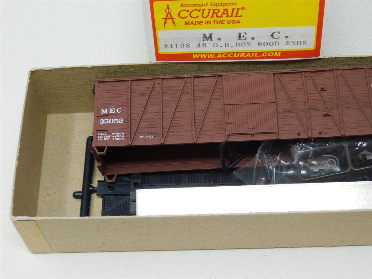 HO Scale Accurail Kit #4108 MEC Maine Central 40&#39; Single Door Box Car #35052