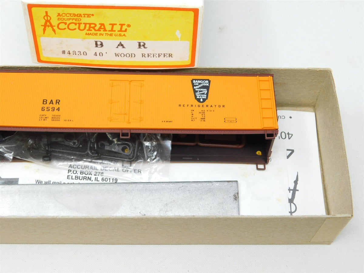 HO Scale Accurail Kit #4830 BAR Bangor &amp; Aroostook 40&#39; Wood Reefer #6594