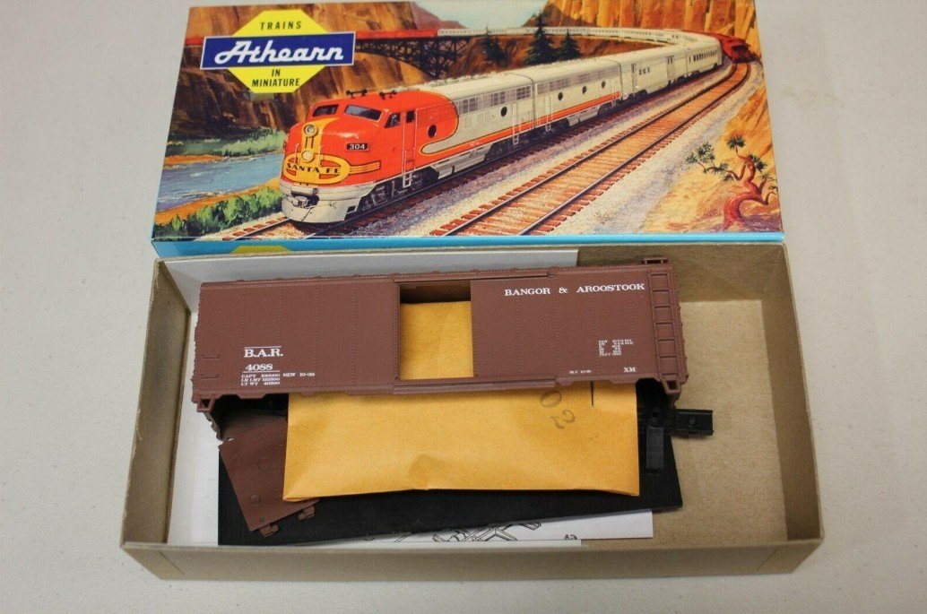 HO Scale Athearn Kit #05962 BAR Bangor & Aroostook 40' Single Door Box Car #4088
