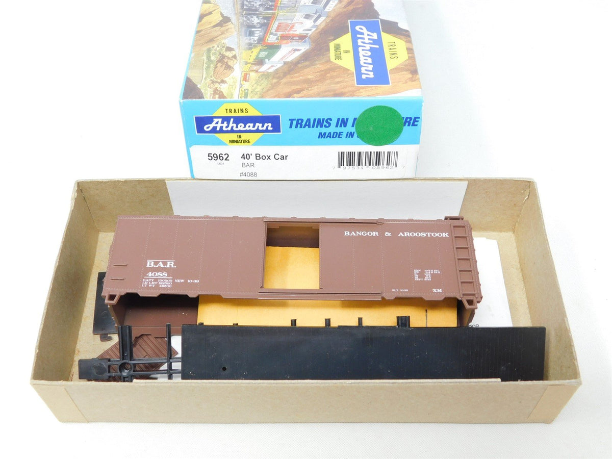 HO Scale Athearn Kit #5962 BAR Bangor &amp; Aroostook 40&#39; Single Door Box Car #4088