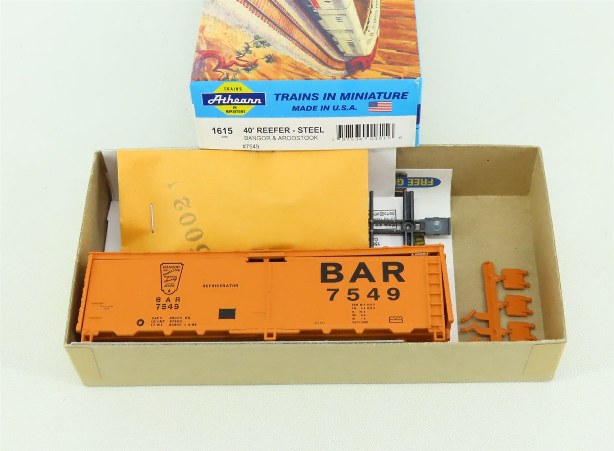 HO Scale Athearn Kit #1615 BAR Bangor &amp; Aroostook 40&#39; Steel Reefer #7549