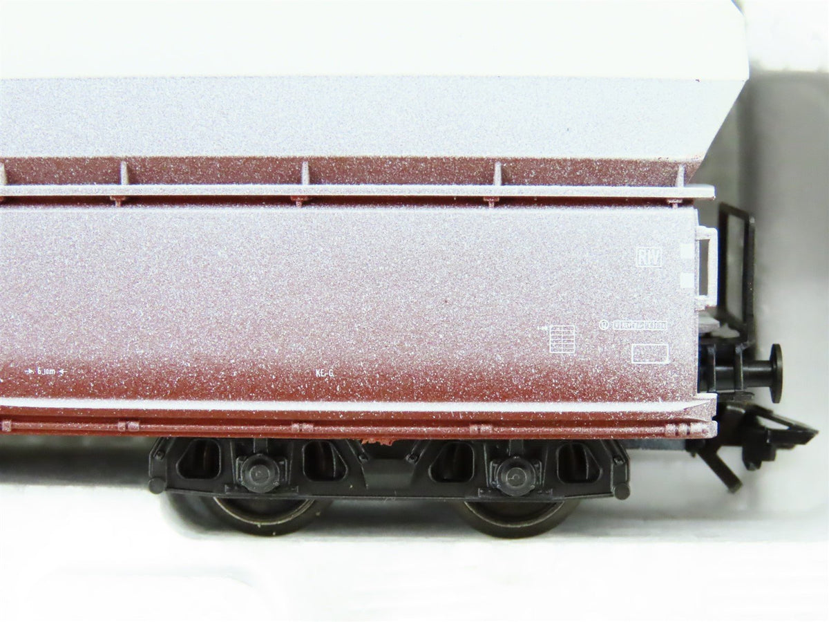 HO Marklin 46262 DB German Federal Weathered Limestone Covered Hoppers 5-Car Set