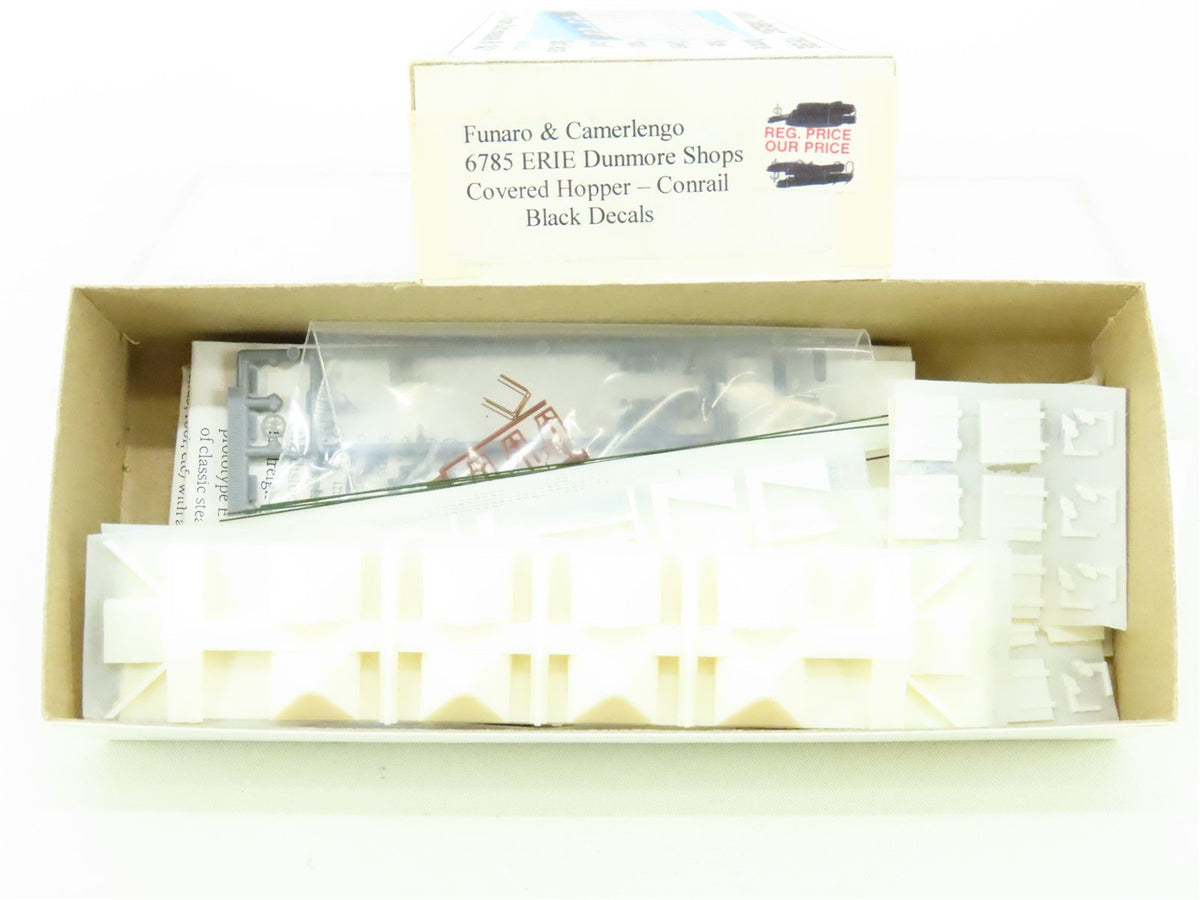 HO Funaro &amp; Camerlengo Kit 6785 Undecorated CR Conrail 4-Bay Covered Hopper