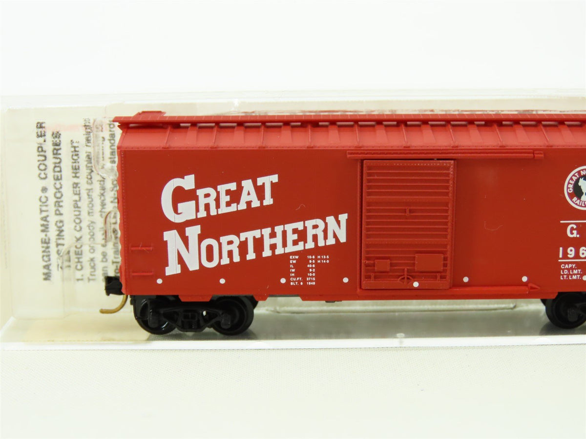 N Scale Micro-Trains MTL 20186 GN Great Northern &quot;Goat&quot; 40&#39; Box Car #19617