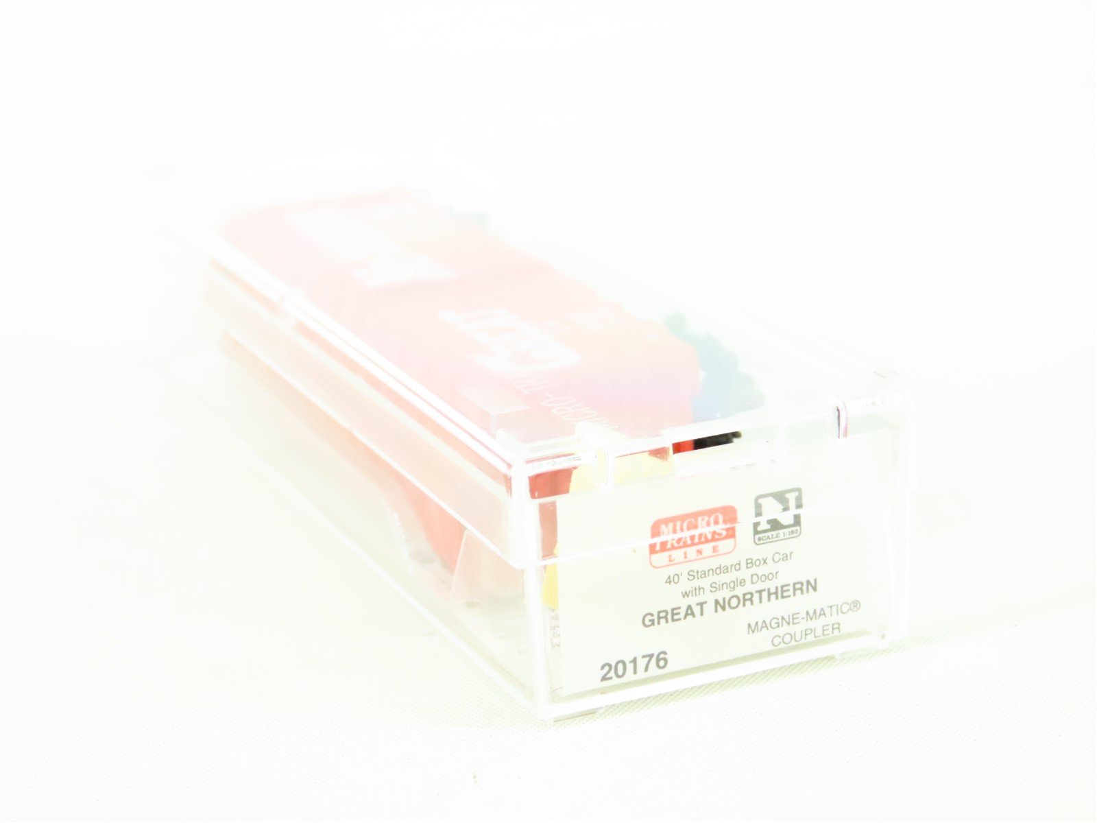 N Scale Micro-Trains MTL 20176 GN Great Northern 40' Steel Box Car #18588