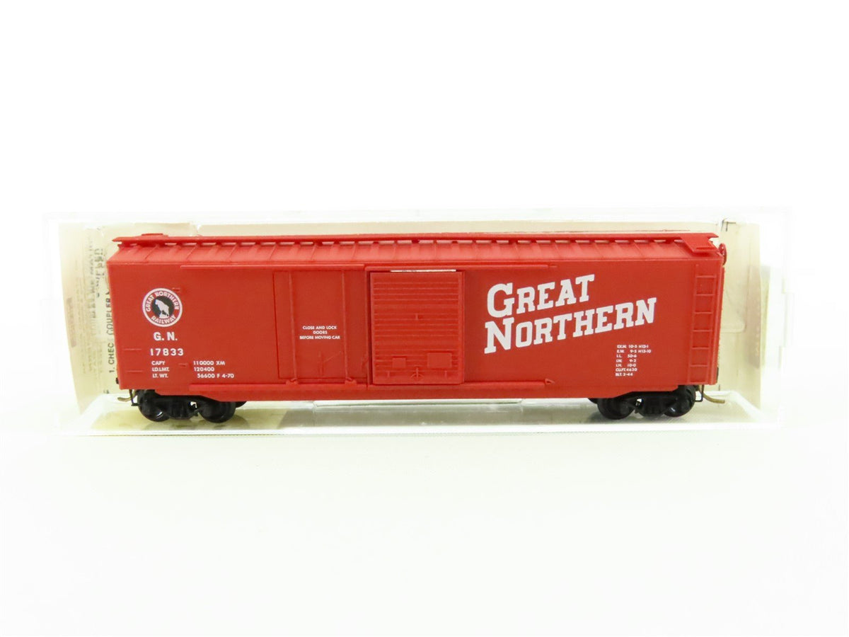 N Scale Micro-Trains MTL 33010 GN Great Northern &quot;Goat&quot; 50&#39; Box Car #17833