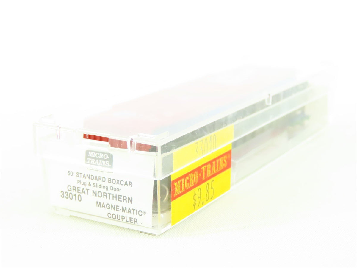 N Scale Micro-Trains MTL 33010 GN Great Northern &quot;Goat&quot; 50&#39; Box Car #17833