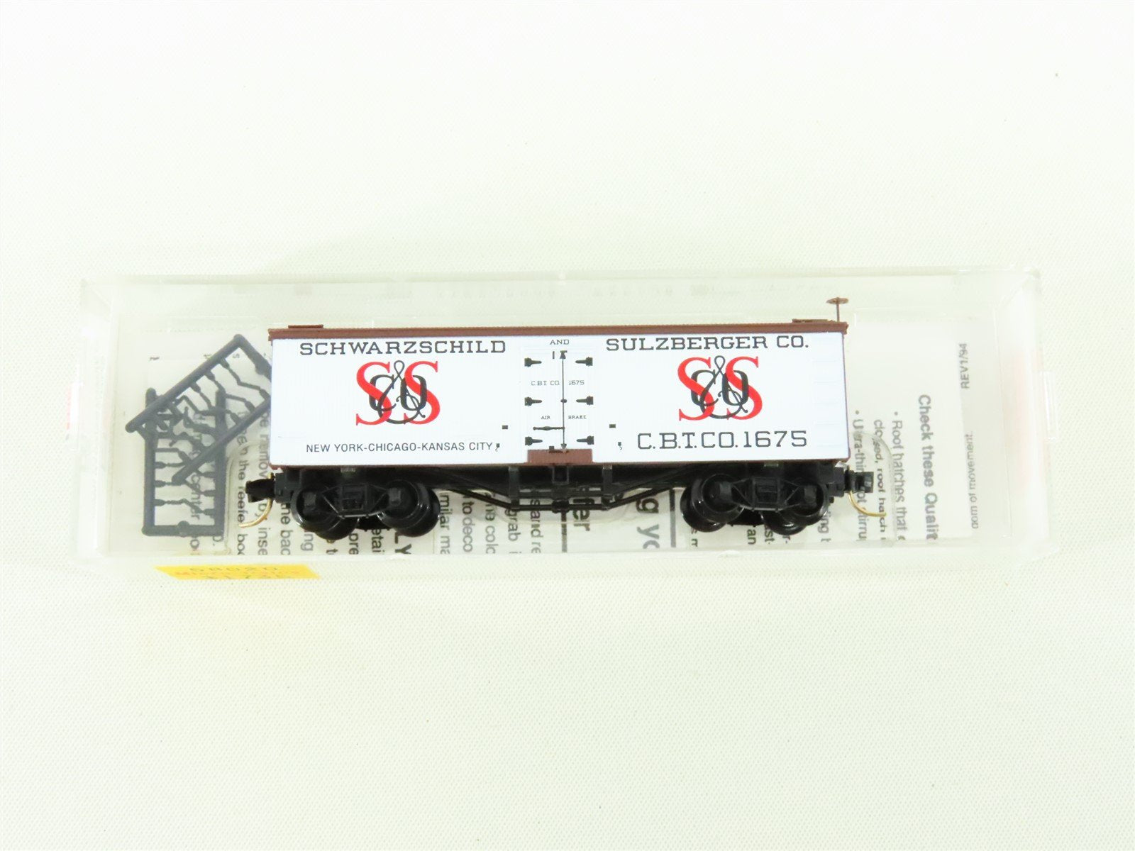 N Scale Micro-Trains MTL 58020 CBTCO Schwarzschild & Sulzberger Reefer #1675