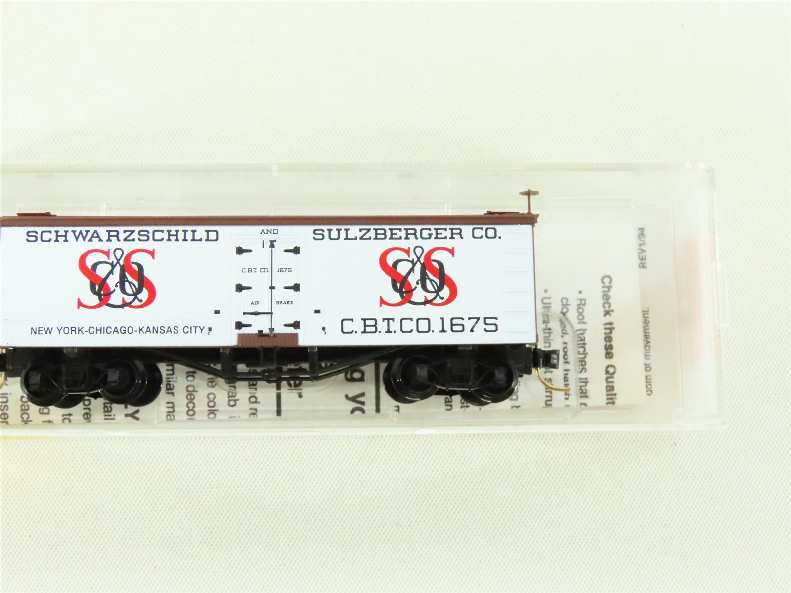 N Scale Micro-Trains MTL 58020 CBTCO Schwarzschild & Sulzberger Reefer #1675