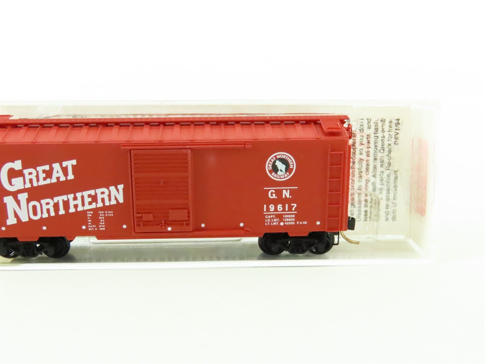 N Scale Micro-Trains MTL 20186 GN Great Northern 40' Single Door Box Car #19617