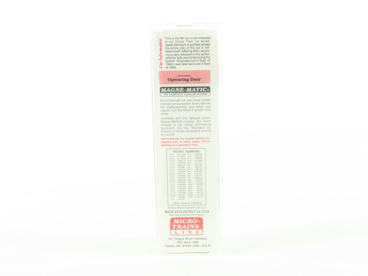 N Scale Micro-Trains MTL 20166 GN Great Northern 40&#39; Single Door Box Car #19038
