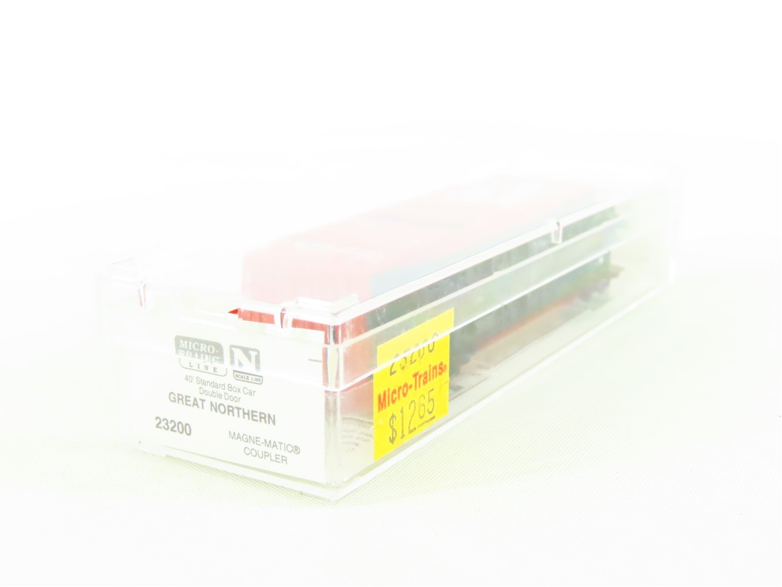 N Scale Micro-Trains MTL 23200 GN Great Northern 40' Double Door Box Car #3249