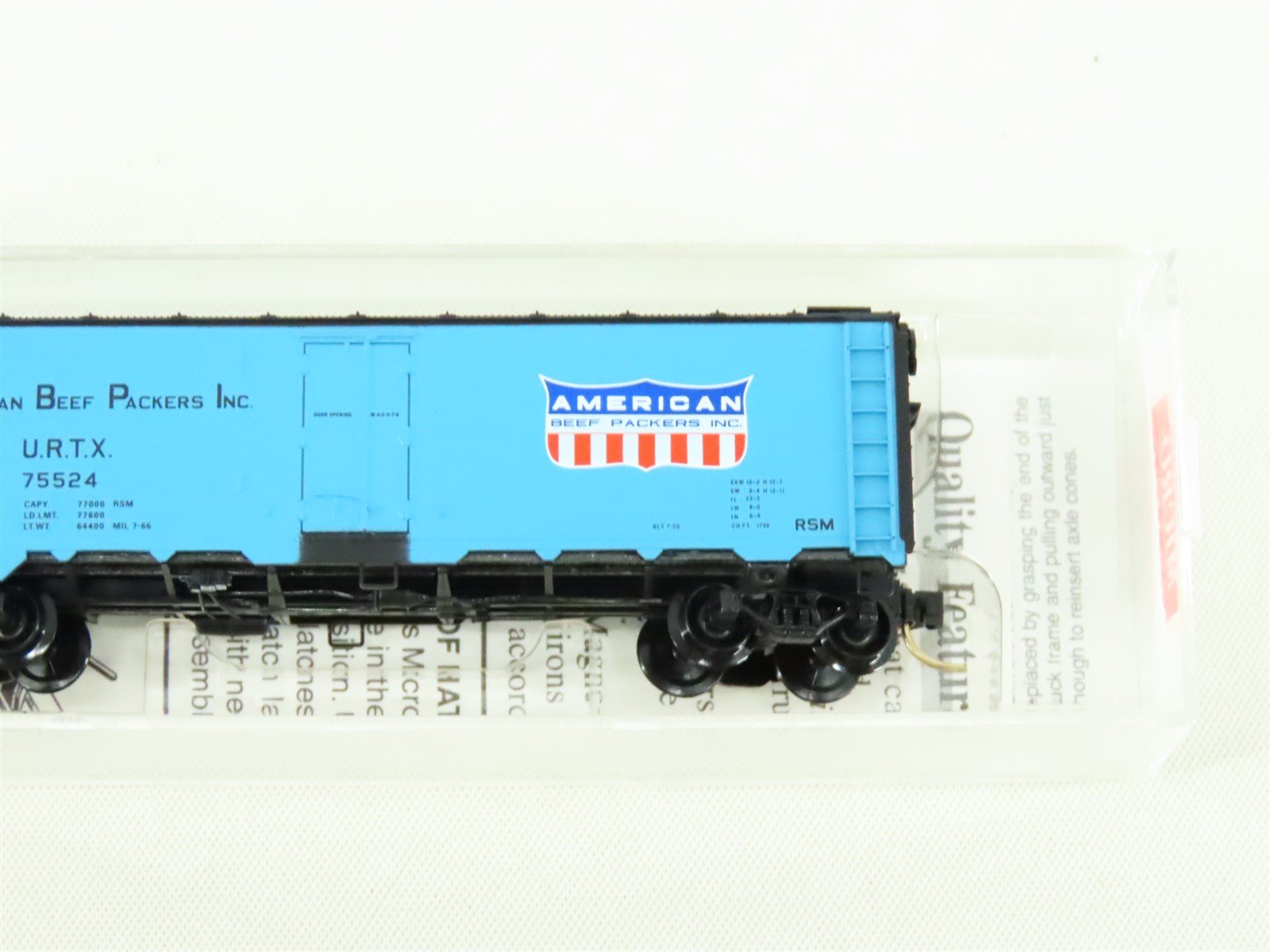 N Scale Micro-Trains MTL 59540 URTX American Beef Packers 40' Reefer #75524