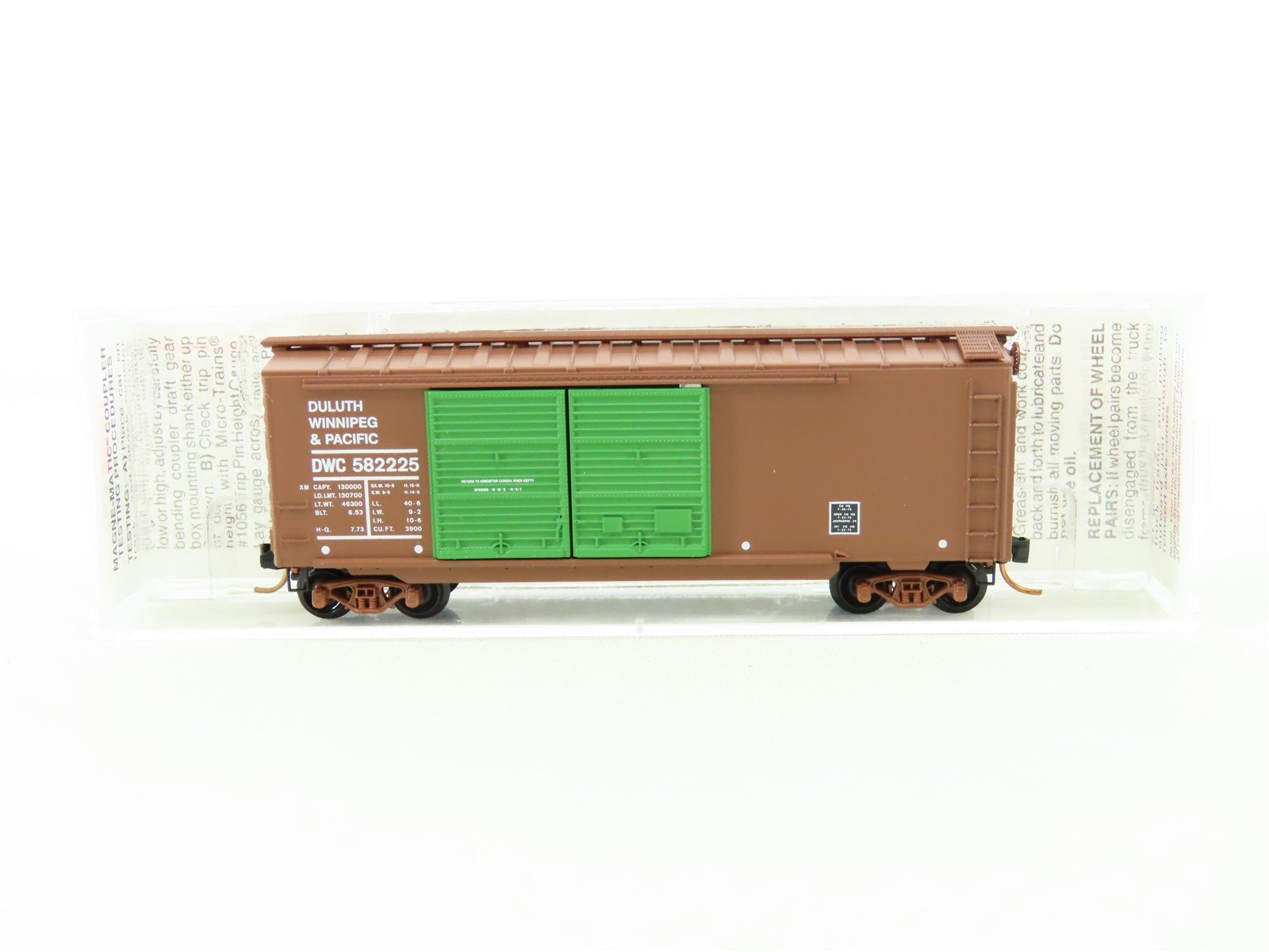 N Scale Micro-Trains MTL 23260 DWP Duluth, Winnipeg &Pacific 40' Box Car #582225