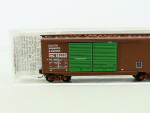 N Scale Micro-Trains MTL 23260 DWP Duluth, Winnipeg &Pacific 40' Box Car #582225