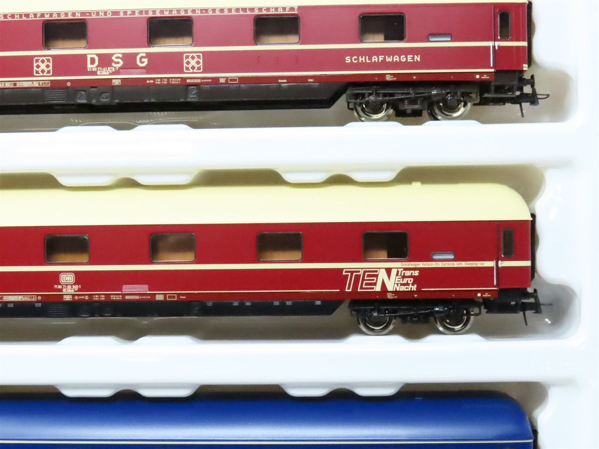 HO Scale Roco 44132 DB DSG TEN &quot;Trans Euro Nacht&quot; 3-Car Sleeper Passenger Set