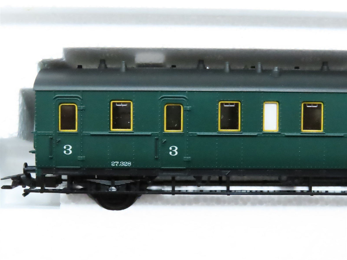 HO Marklin 4397 SNCB Belgian National 3rd Class Compartment Passenger 3-Car Set