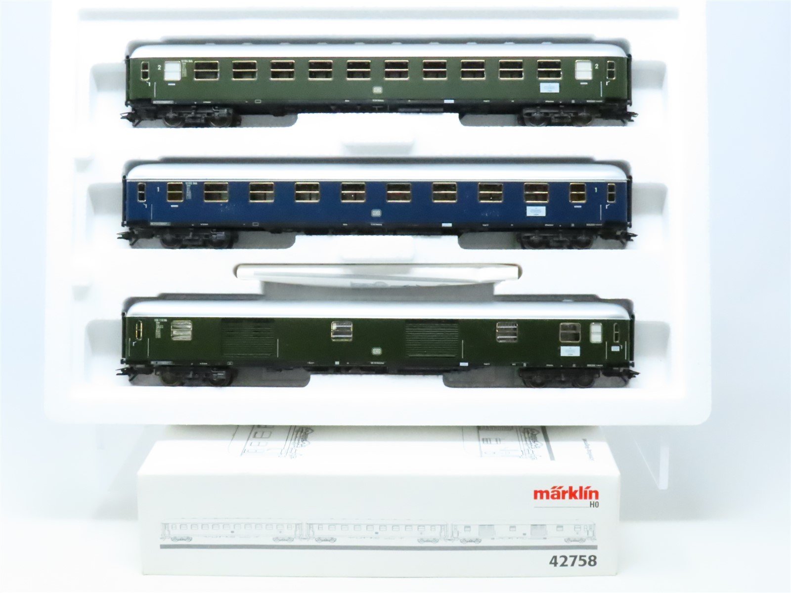 HO Scale Marklin 42758 DB German Federal Railway 3-Car Express Passenger Set