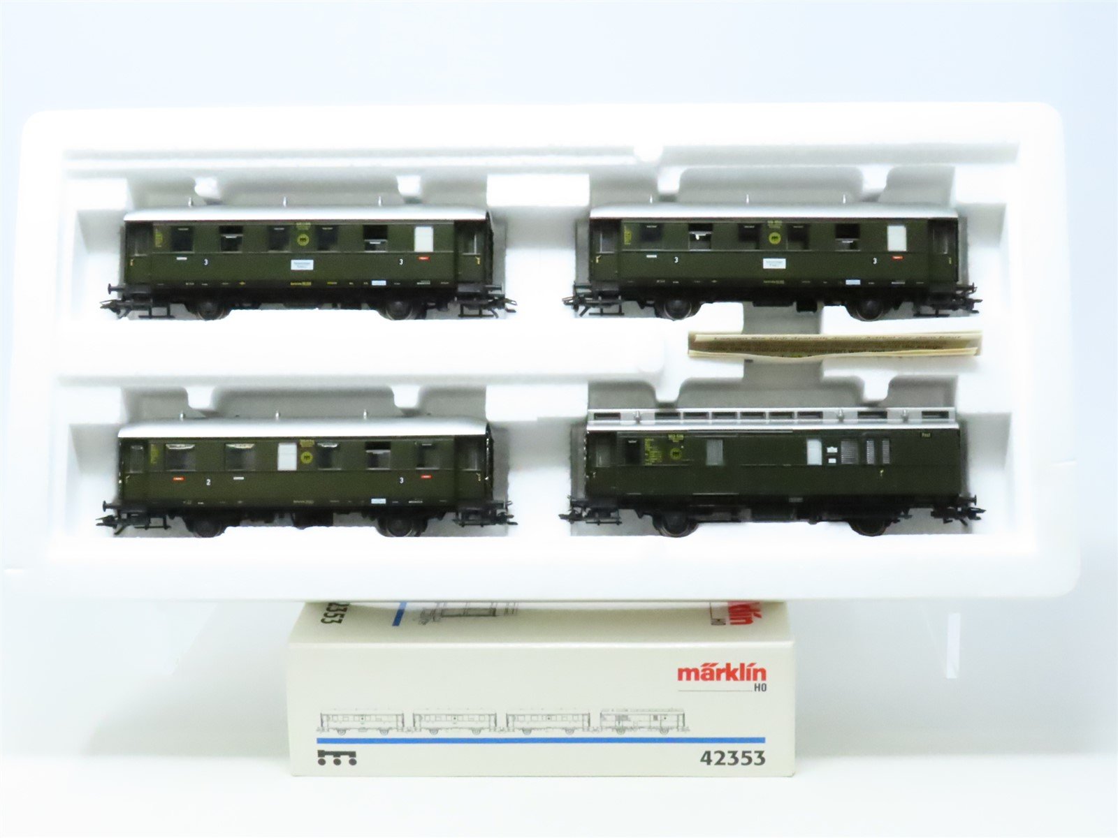 HO Scale Marklin 42353 DR German "Hell's Valley Railroad" 4-Car Passenger Set