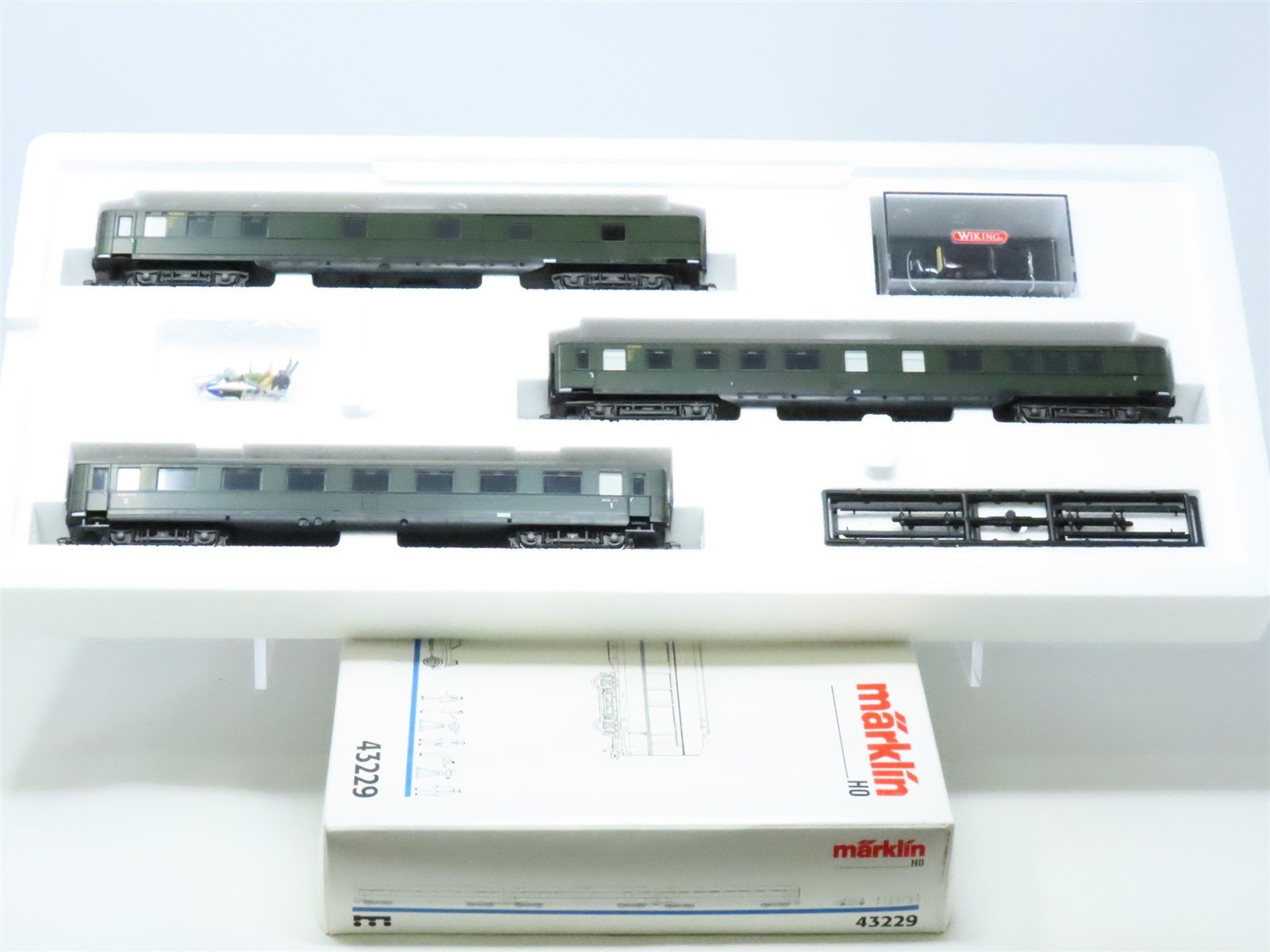 HO Marklin 43229 50th Anniversary of the Parliamentary Council Passenger Car Set