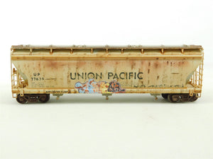 HO  UP Union Pacific 3-Bay ACF Center Flow Covered Hopper #77639 - Pro Custom