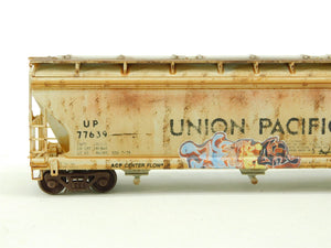 HO  UP Union Pacific 3-Bay ACF Center Flow Covered Hopper #77639 - Pro Custom