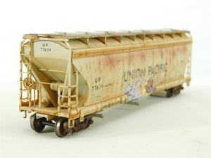 HO  UP Union Pacific 3-Bay ACF Center Flow Covered Hopper #77639 - Pro Custom