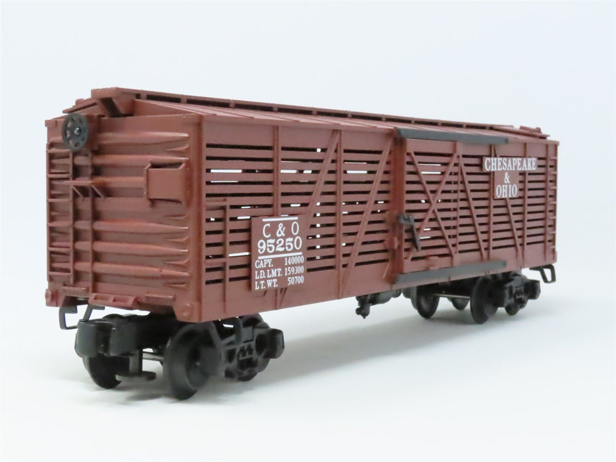 O Gauge 3-Rail Lionel #6-51402 C&amp;O Chesapeake &amp; Ohio Stock Car #95250