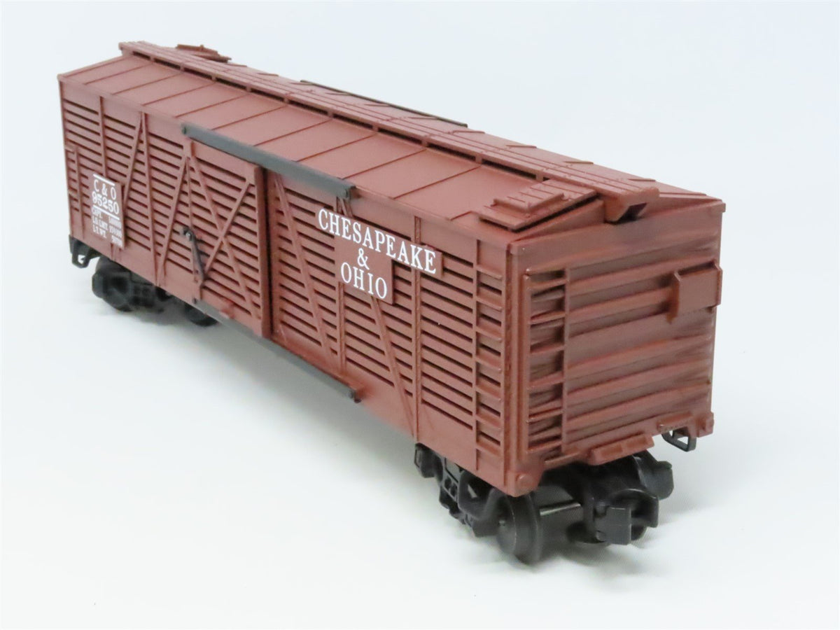 O Gauge 3-Rail Lionel #6-51402 C&amp;O Chesapeake &amp; Ohio Stock Car #95250