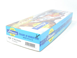 HO Scale Athearn Kit 2909I UPFE SP Pacific Fruit Express 57' Reefer #460108