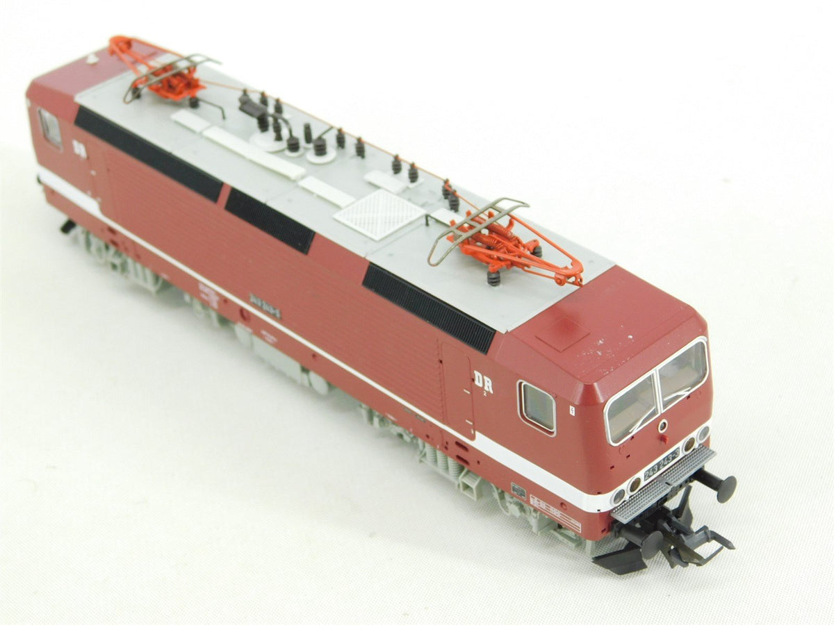 HO Scale 3-Rail Roco 69556 DR German Class BR 243 Electric #243-3 w/DCC