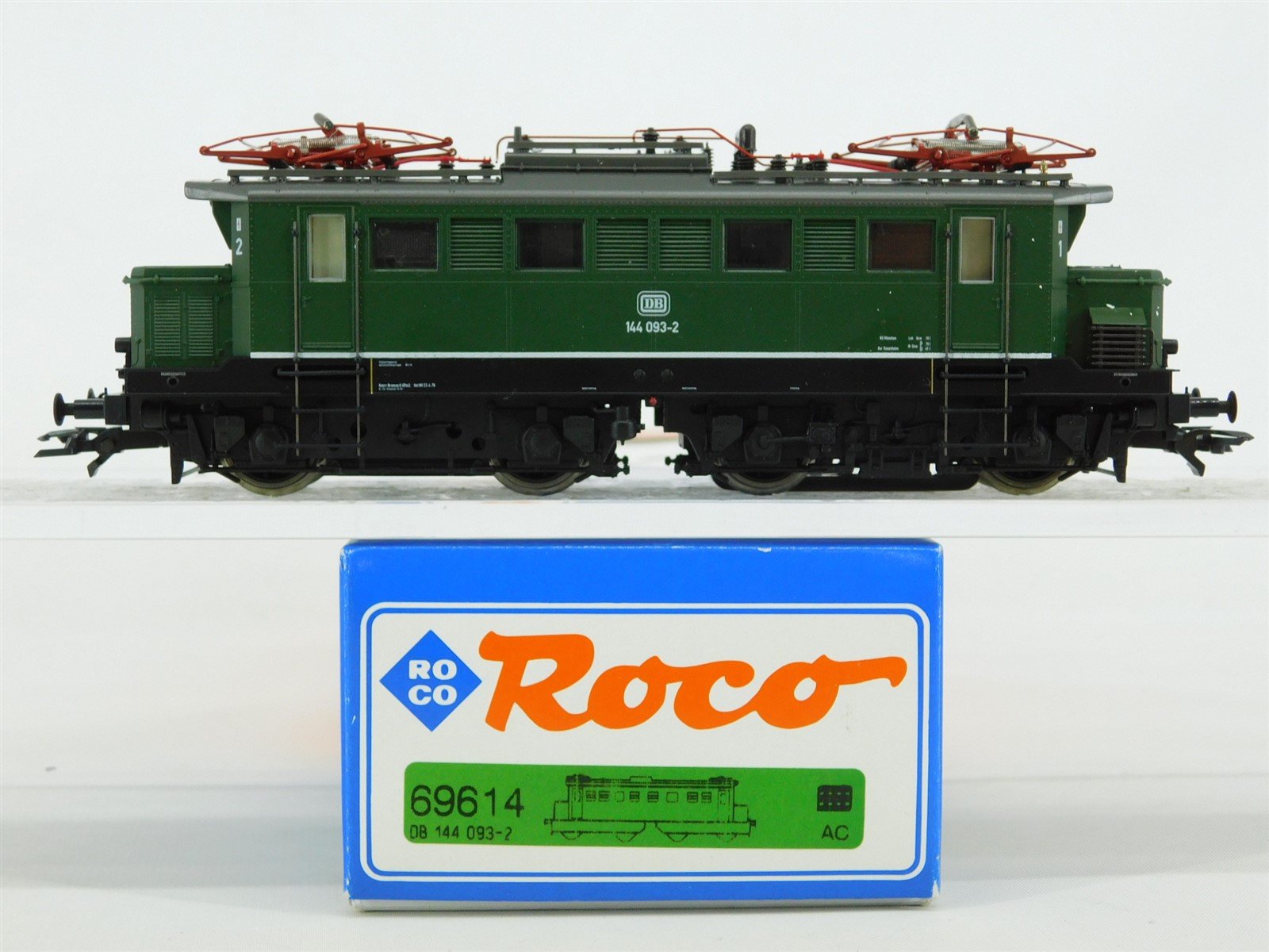 HO Scale 3-Rail Roco 69614 DB German Federal Class BR 144 Electric #093-2 w/DCC