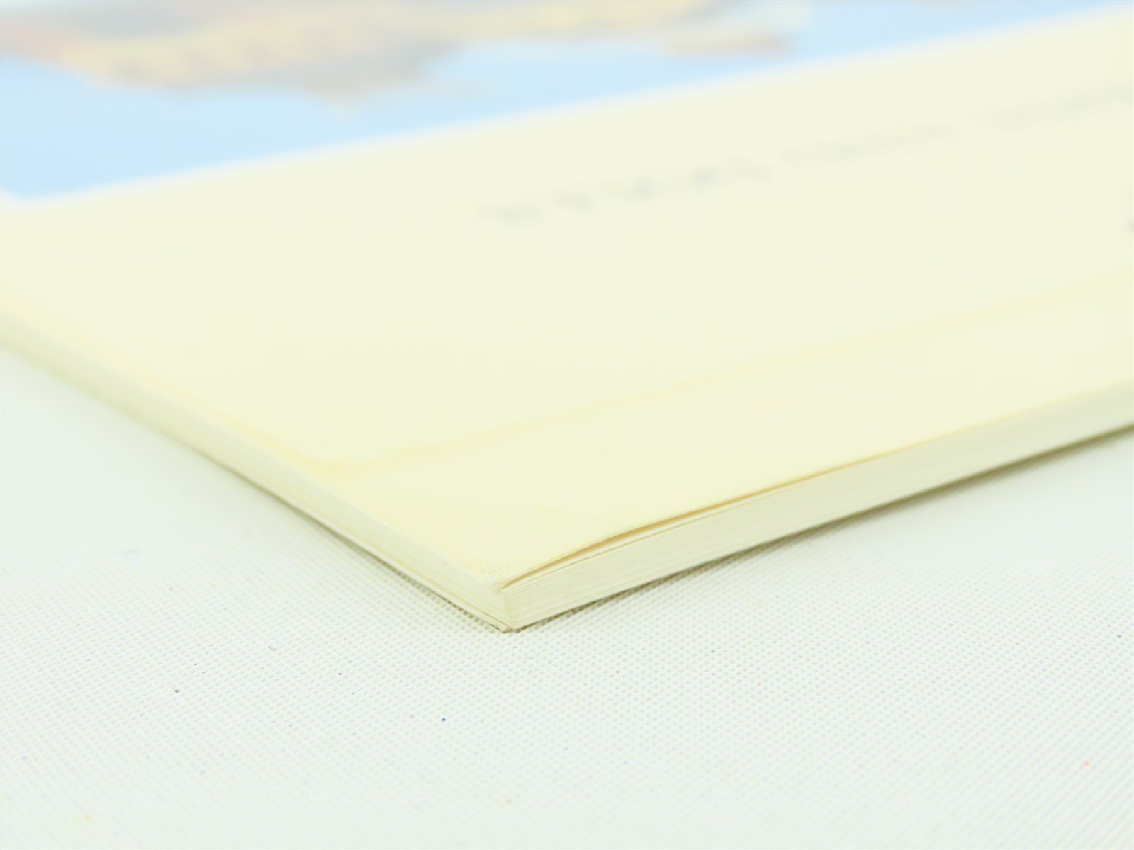 Toys, Trains and Dolls Oct. 10, 1987 by Phillips ©1987 SC Book