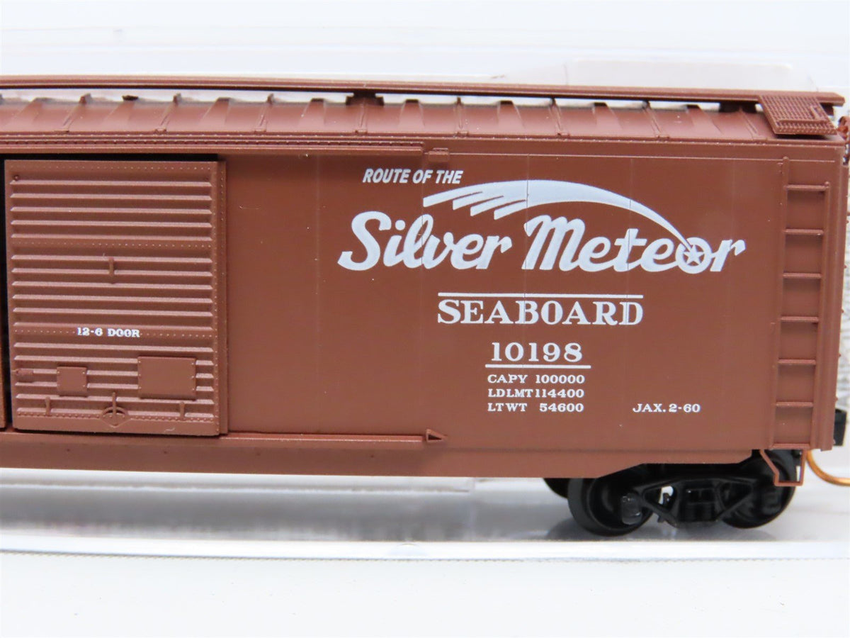 N Scale Micro-Trains MTL 03400330 SAL &quot;Silver Meteor&quot; 50&#39; Steel Box Car #10198