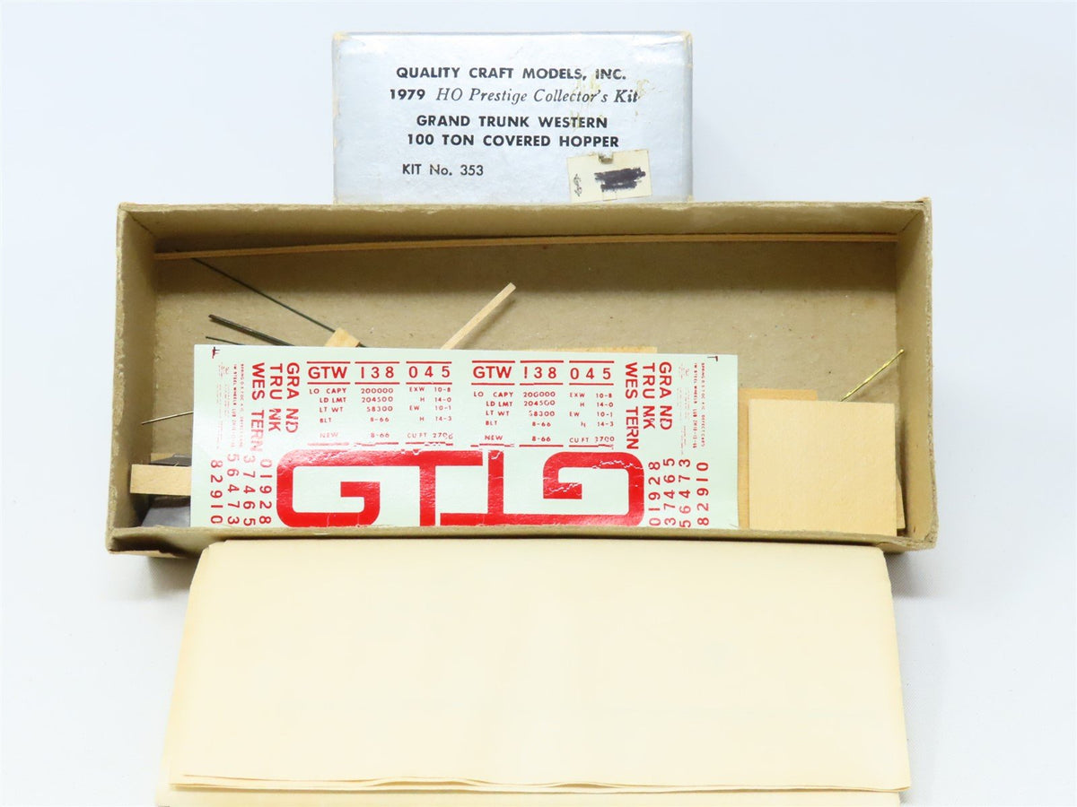 HO Quality Craft Models Kit #353 GTW Grand Trunk Western 100 Ton Covered Hopper