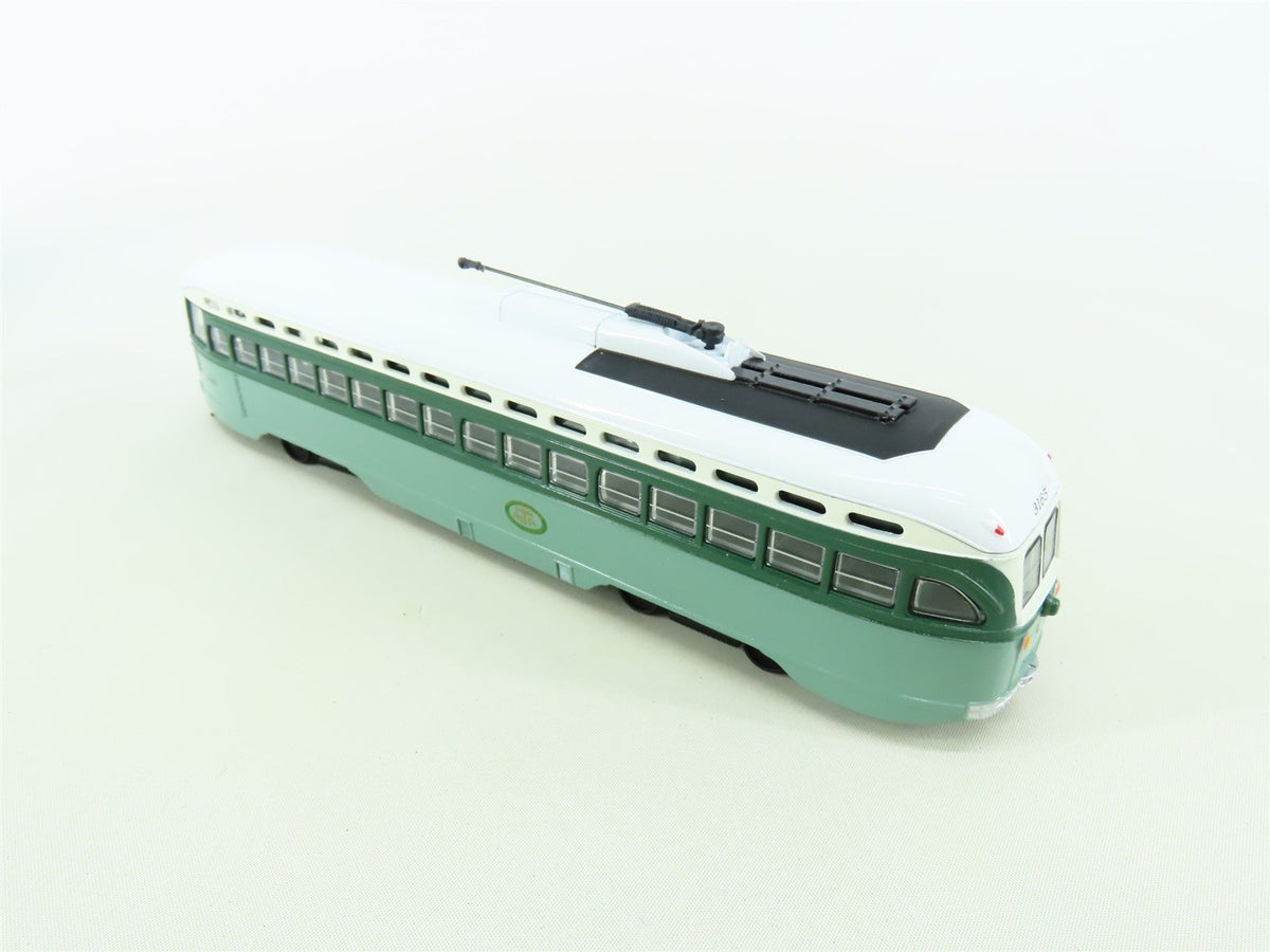 O 1/50 Scale Corgi Classics #55007 MTA Metropolitan Transit Authority Street Car