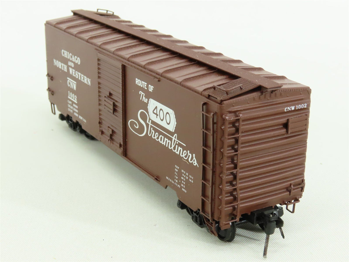 HO Scale InterMountain 45402-01 C&amp;NW &quot;The Overland Route&quot; 40&#39; Box Car #1002