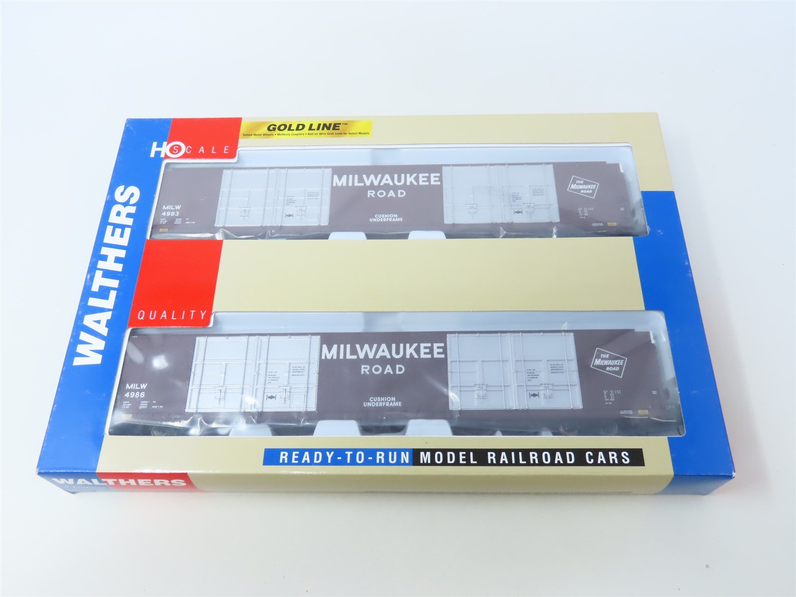 HO Walthers Gold Line 932-235313 MILW Milwaukee 86' 8-Door Box Car Set 2-Pack