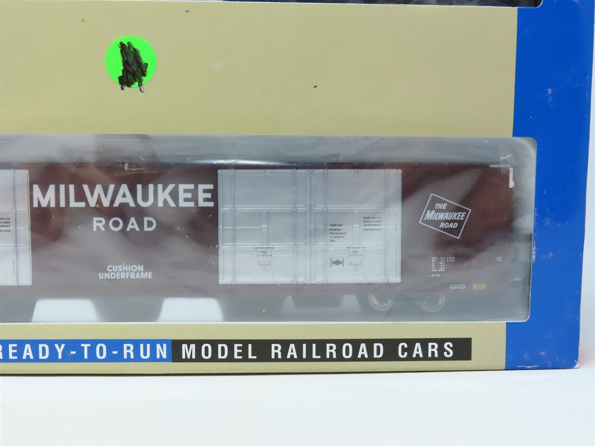 HO Walthers Gold Line 932-235313 MILW Milwaukee 86&#39; 8-Door Box Car Set 2-Pack