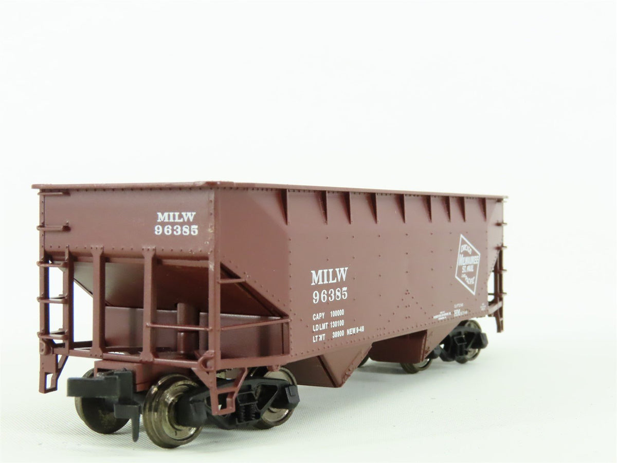 HO Scale Atlas 1866 MILW Milwaukee Road 2-Bay Open Hopper #96385