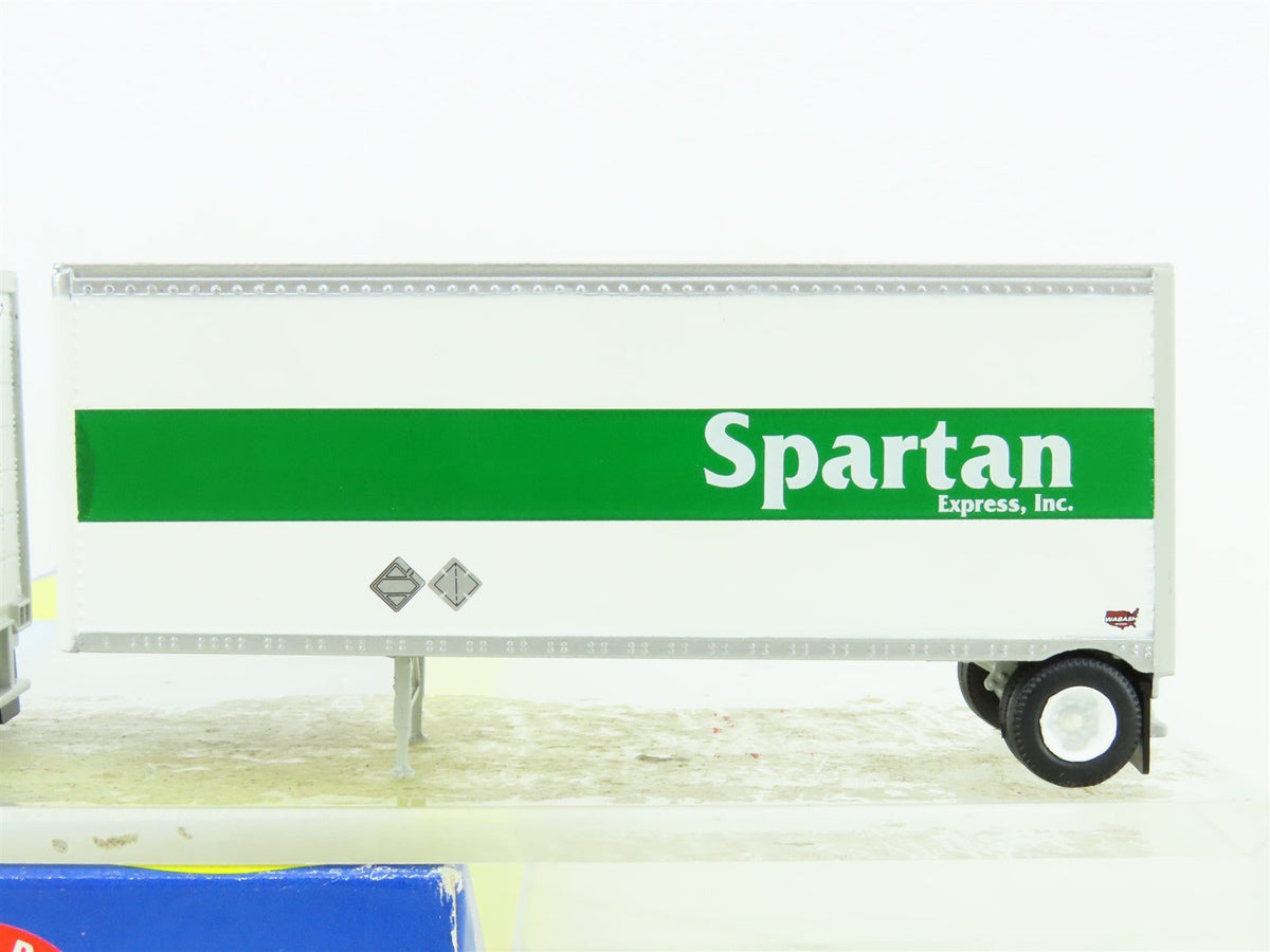 HO Scale Athearn 91046 Spartan Express w/ 2 28&#39; Wedge Trailers &amp; Dolly