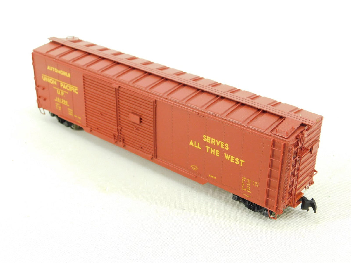 HO Scale Proto 2000 UP Union Pacific &quot;Streamliners&quot; 50&#39; Steel Box Car #161290