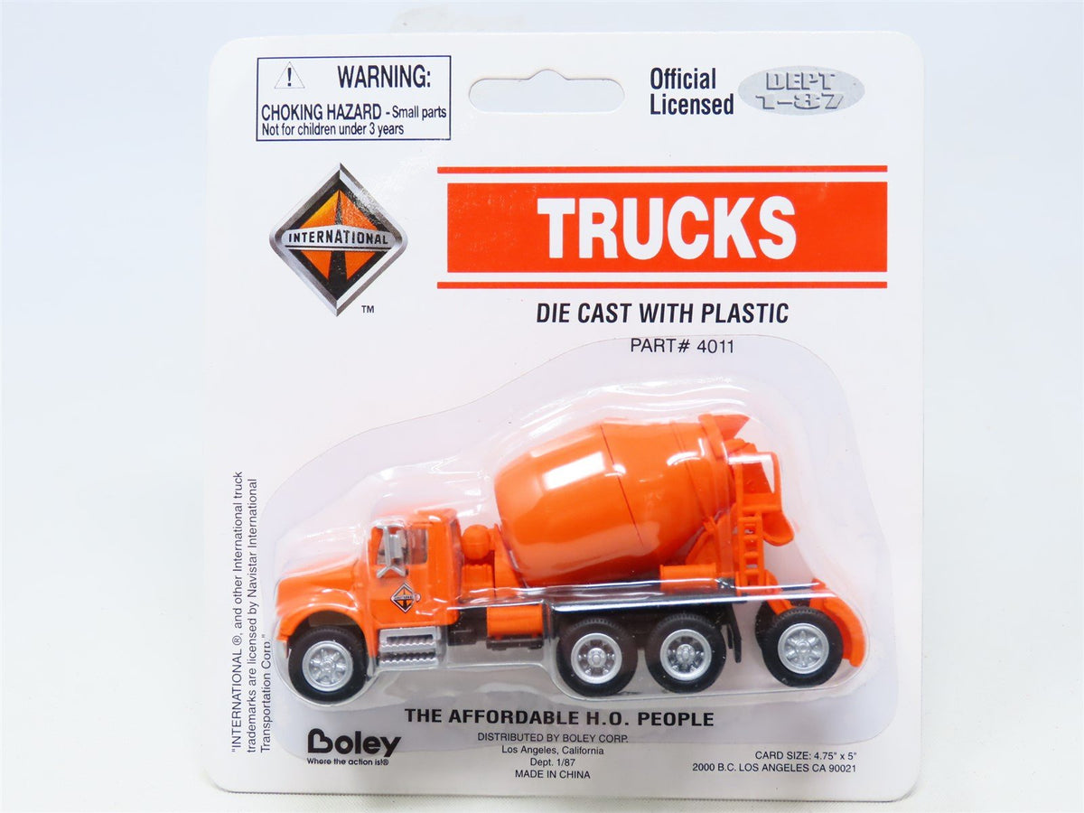 HO Scale Boley Dept. 1-87 #401199-99 International Cement Mixer Truck