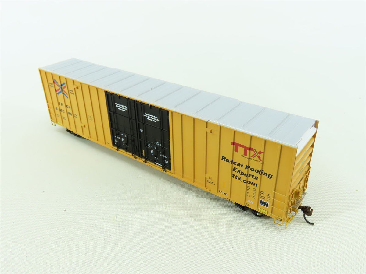 HO Scale Athearn 96299 TBOX Railbox 60&#39; Gunderson Hi-Cube Box Car #666992