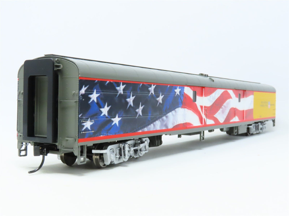 HO Walthers Proto 920-9200 UP Heritage Series &quot;American Flag&quot; Baggage Passenger