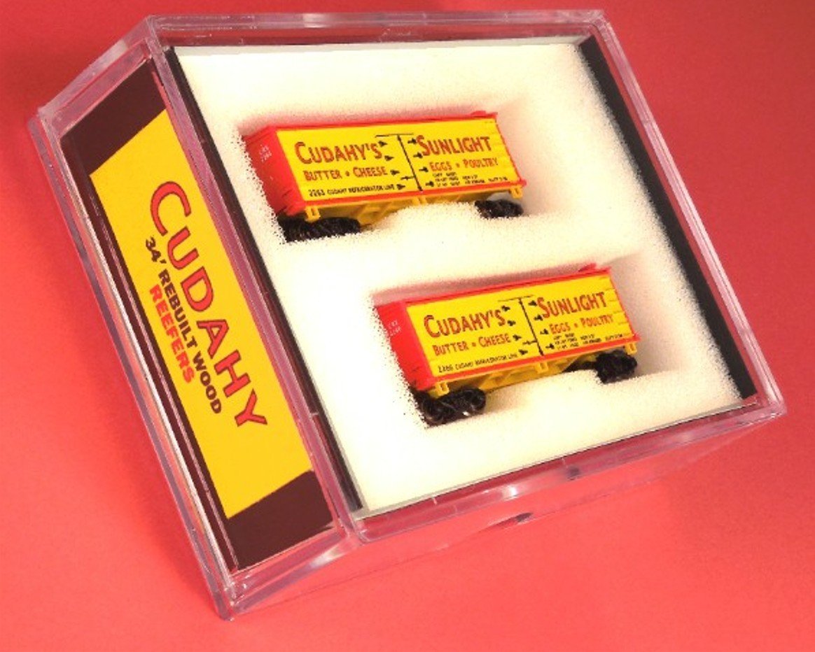 Z Scale FULL THROTTLE FTB9209-1 CRX Cudahy's Sunshine 34' Wood Reefer Set 2-Pack